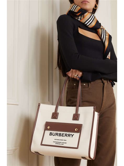 burberry valentineès day tote bag mesurement|net a porter burberry bag.